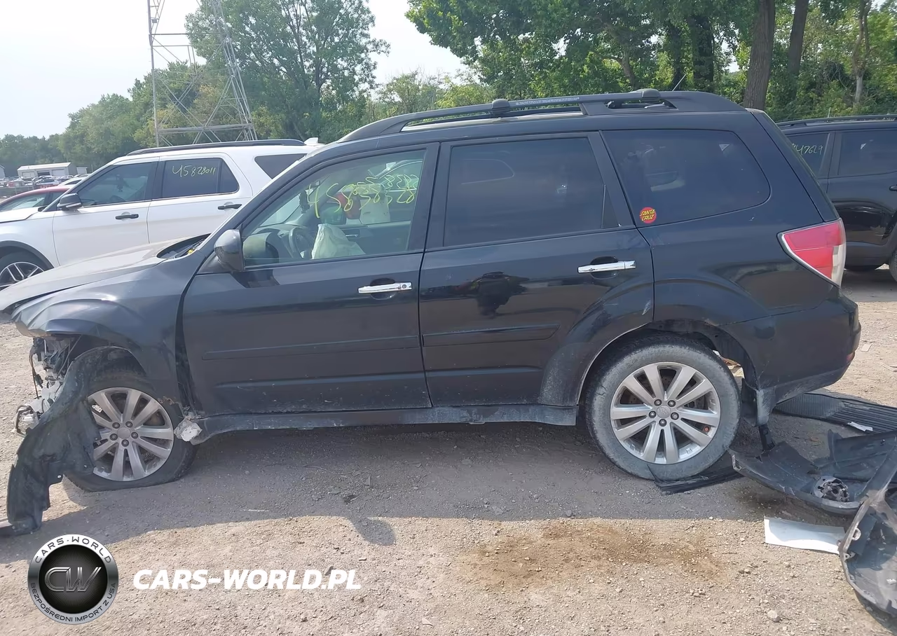 2013 Subaru Forester 2.5X Limited VIN:JF2SHAEC6DH403547 - 15