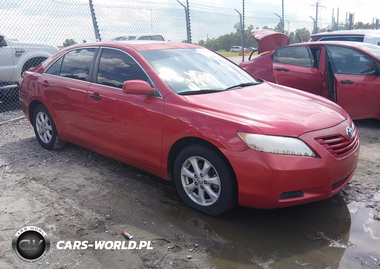 2007 Toyota Camry Le – zdjęcie 1 z 17