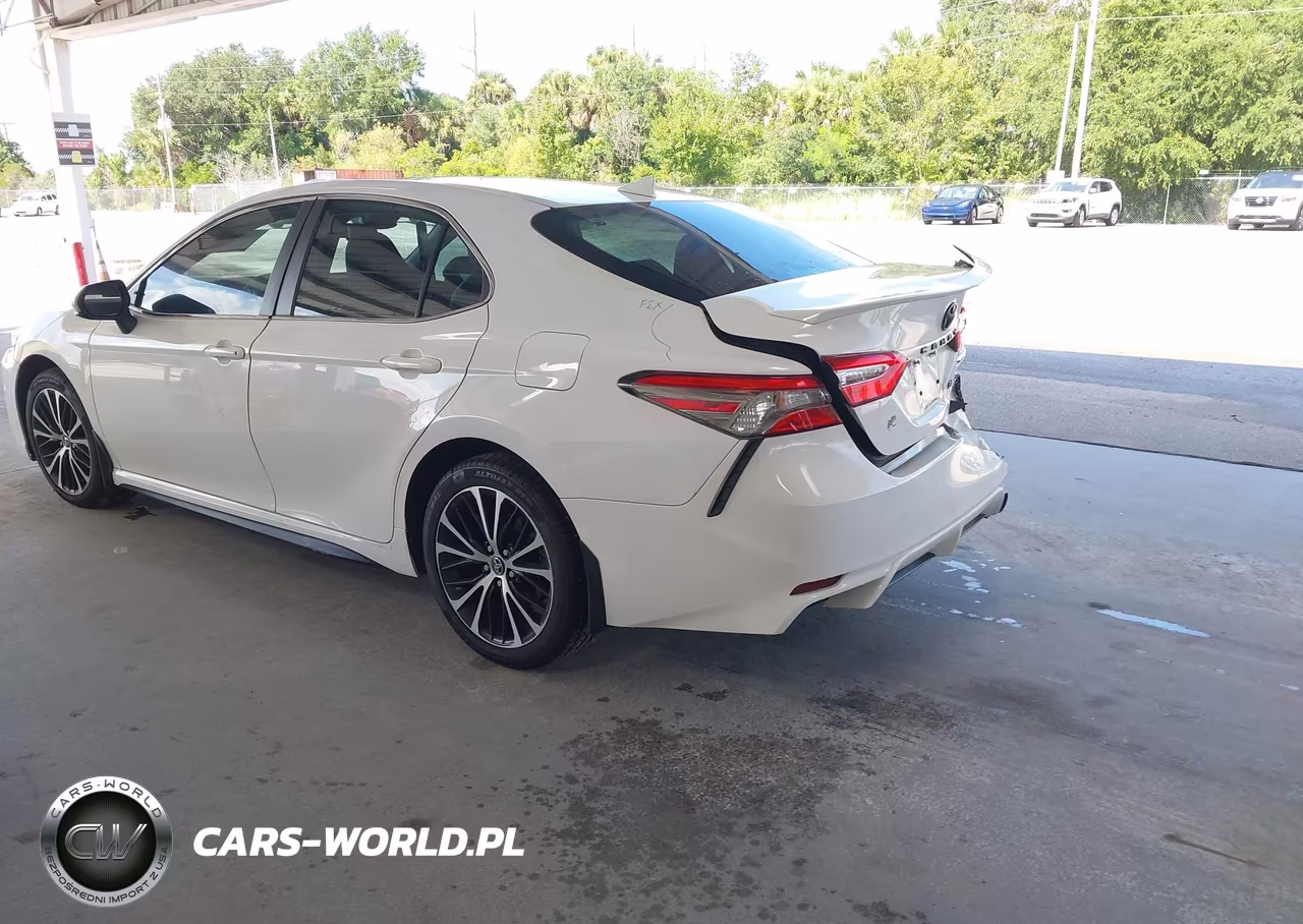 2019 Toyota Camry Se VIN:4T1B11HK0KU838487 - 3