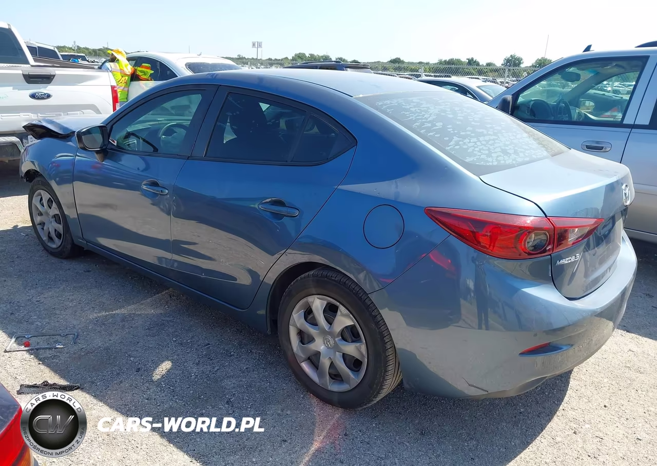 2015 Mazda Mazda3 I Sport VIN:3MZBM1U75FM125895 - 3