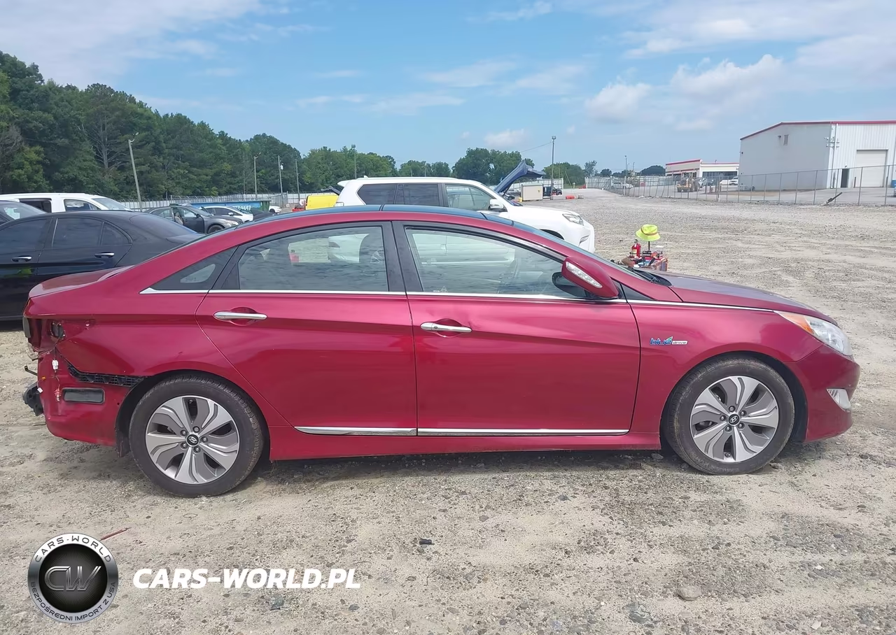 2013 Hyundai Sonata Hybrid Limited VIN:KMHEC4A43DA050554 - 14