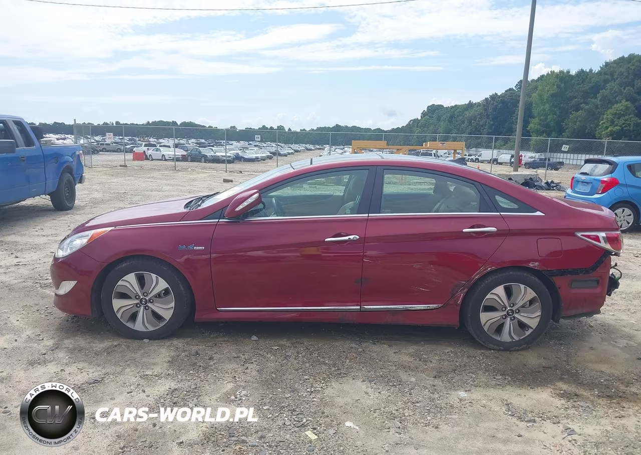 2013 Hyundai Sonata Hybrid Limited VIN:KMHEC4A43DA050554 - 15