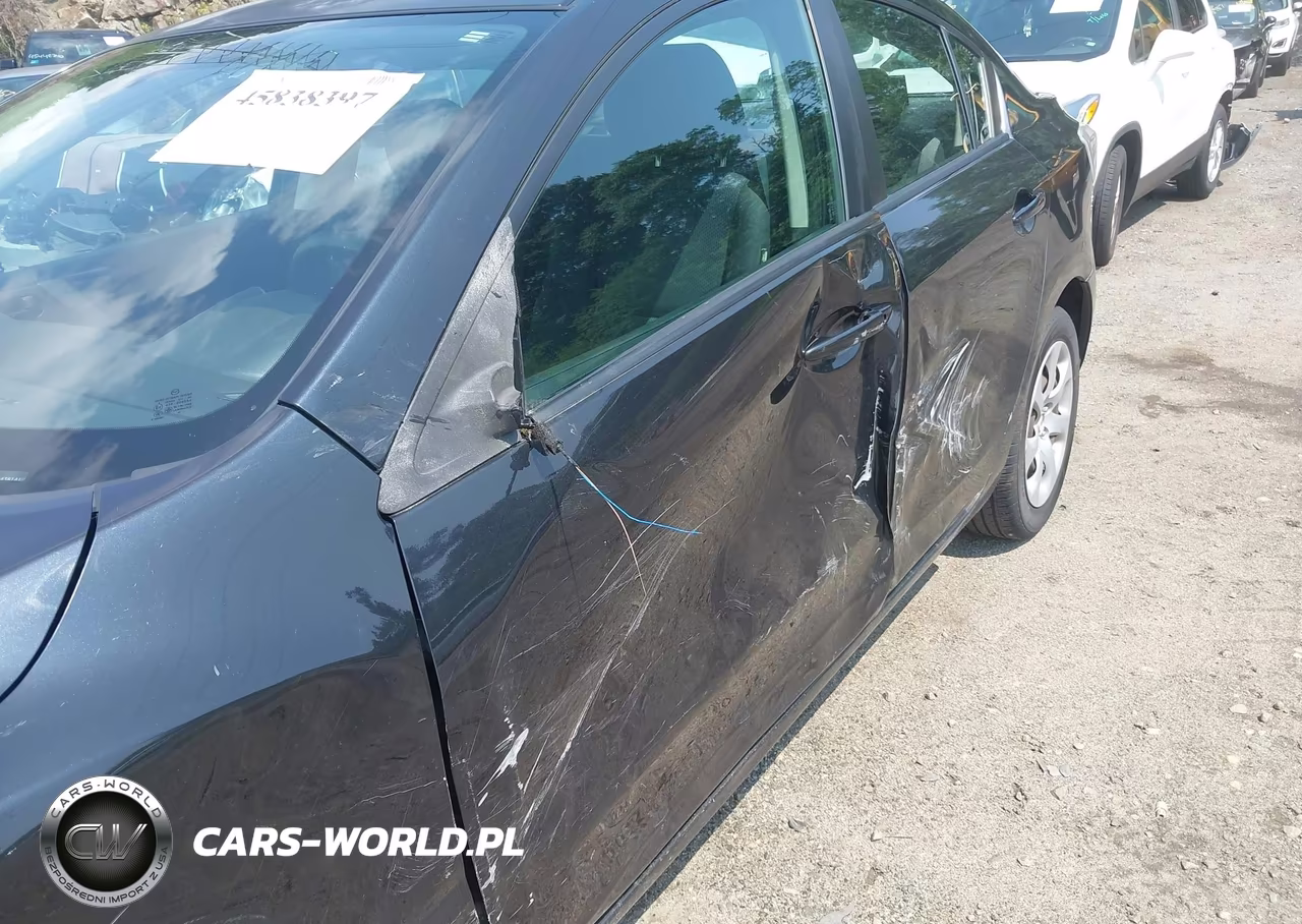 2011 Mazda Mazda3 I Sport VIN:JM1BL1UG0B1438141 - 14