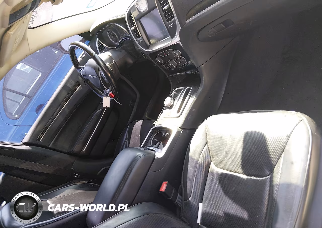 2016 Chrysler 300C VIN:2C3CCAEG6GH351070 - 5