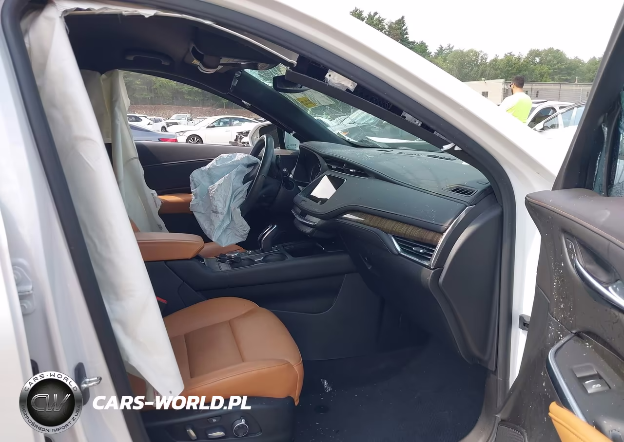 2020 Cadillac Xt4 Fwd Sport VIN:1GYFZER41LF150181 - 5