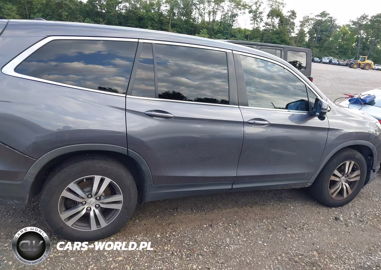 2018 Honda Pilot Ex-L VIN:5FNYF6H57JB053110 - 12