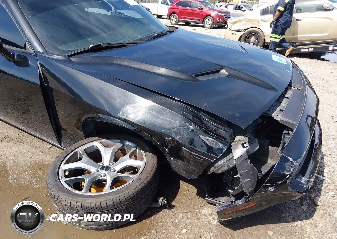 2015 Dodge Challenger Sxt VIN:2C3CDZAG5FH869669 - 6