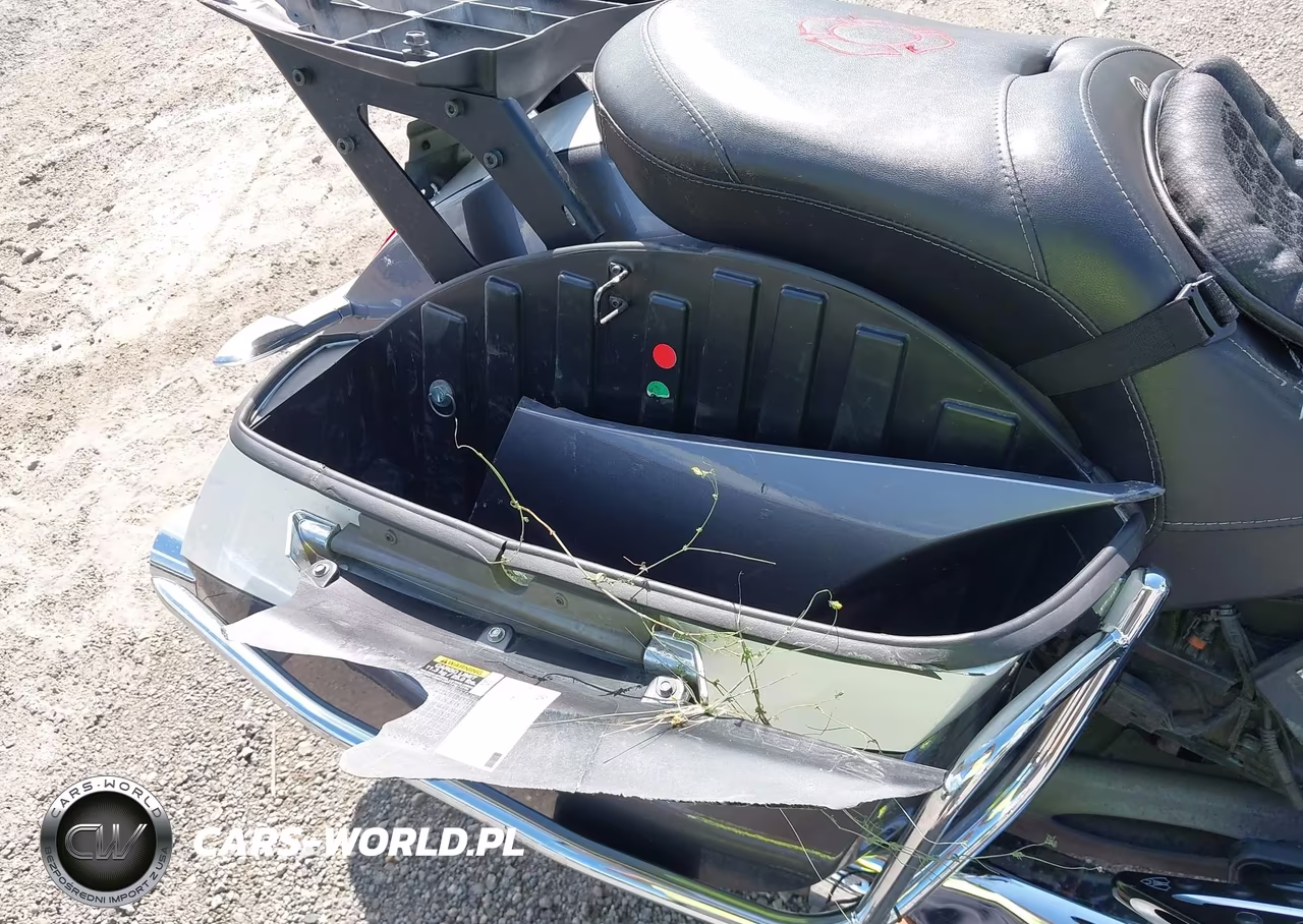 2015 Victory Motorcycles Cross Country Tour VIN:5VPTW36N8F3041615 - 15