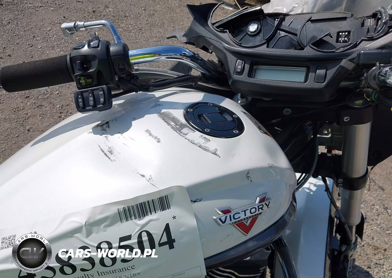 2015 Victory Motorcycles Cross Country Tour VIN:5VPTW36N8F3041615 - 16
