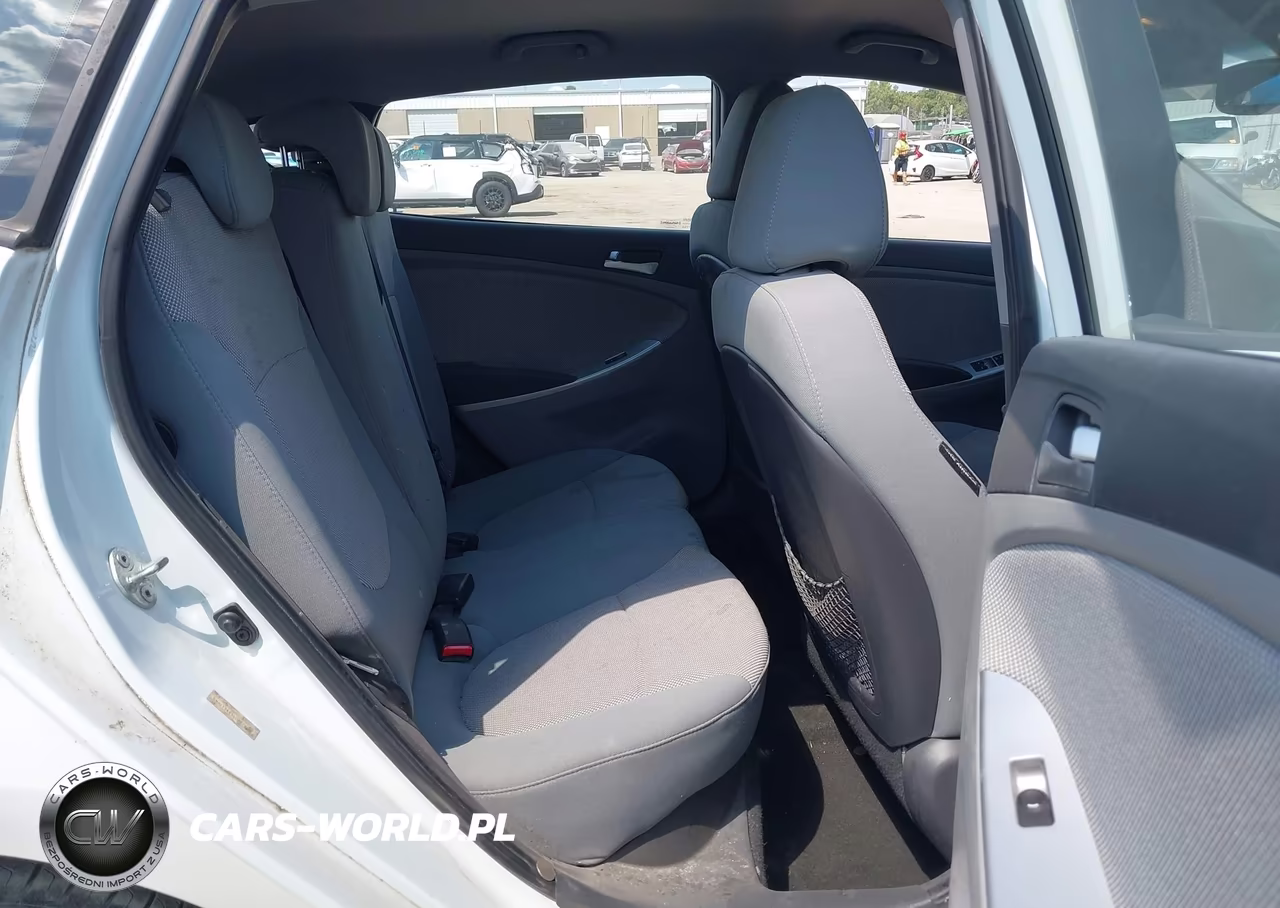 2013 Hyundai Accent Gs VIN:KMHCT5AE5DU087996 - 8