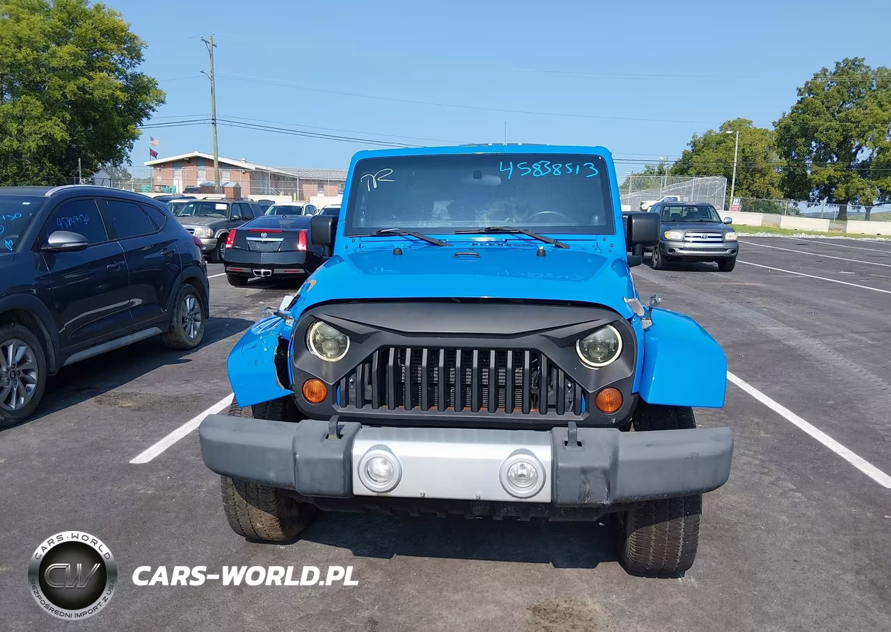 2012 Jeep Wrangler Unlimited Sahara VIN:1C4BJWEG8CL131503 - 11