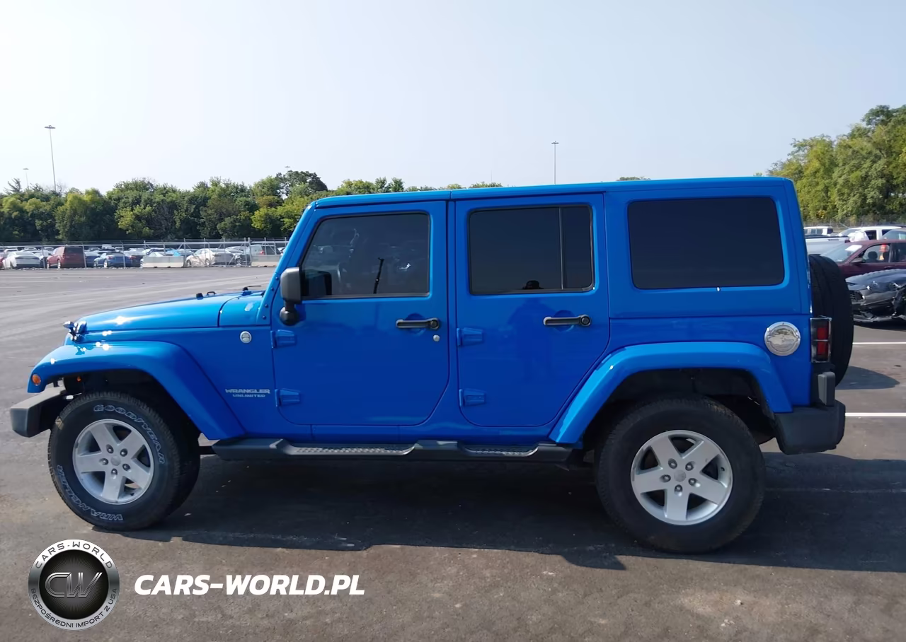 2012 Jeep Wrangler Unlimited Sahara VIN:1C4BJWEG8CL131503 - 13