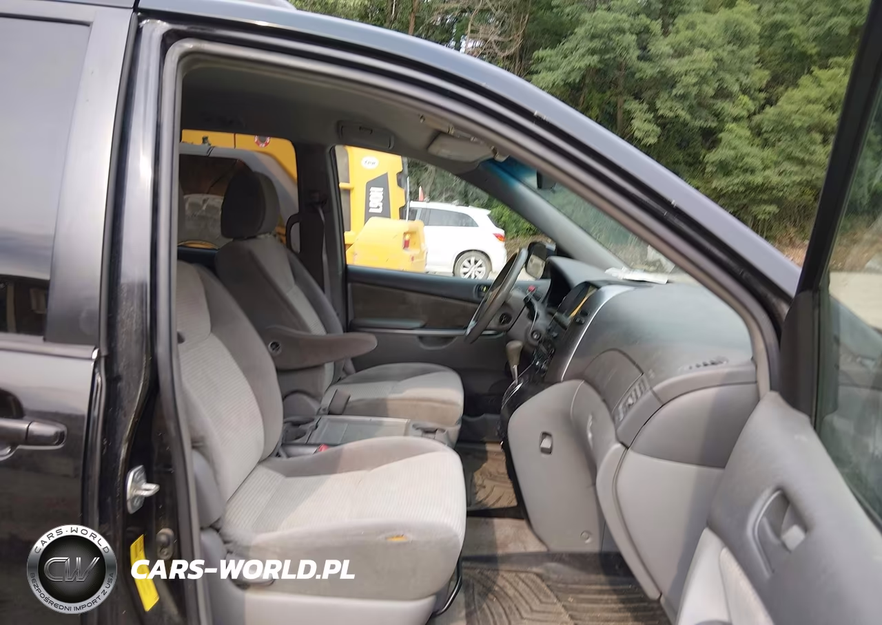 2010 Toyota Sienna Le VIN:5TDKK4CC0AS295583 - 5