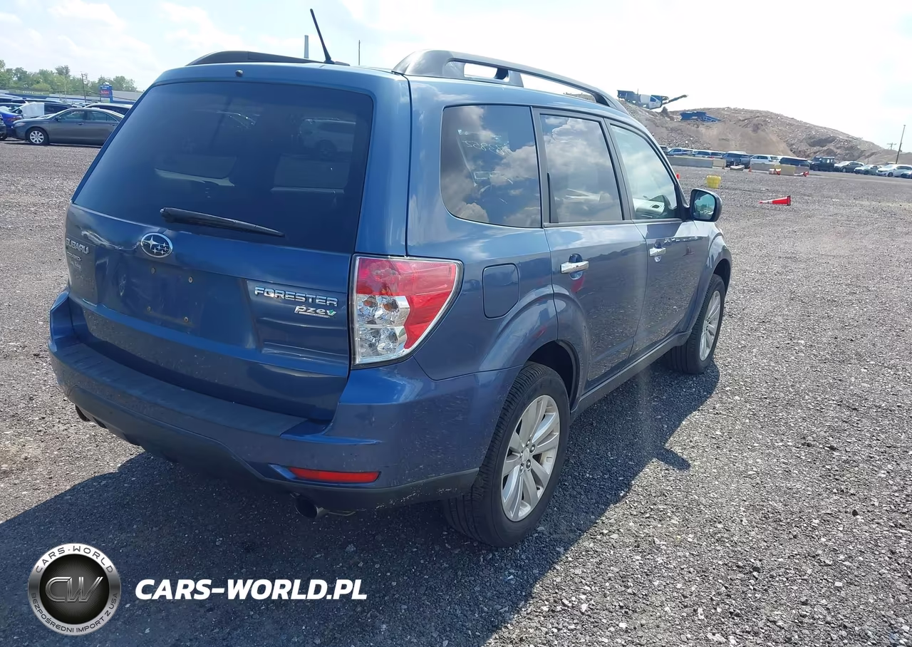2011 Subaru Forester 2.5X Limited VIN:JF2SHAEC3BH768068 - 4