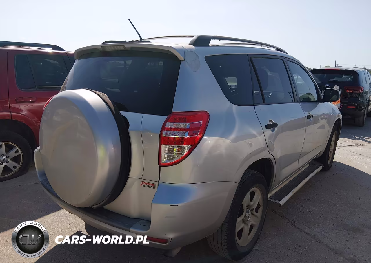 2011 Toyota Rav4 VIN:2T3ZF4DV6BW088084 - 4