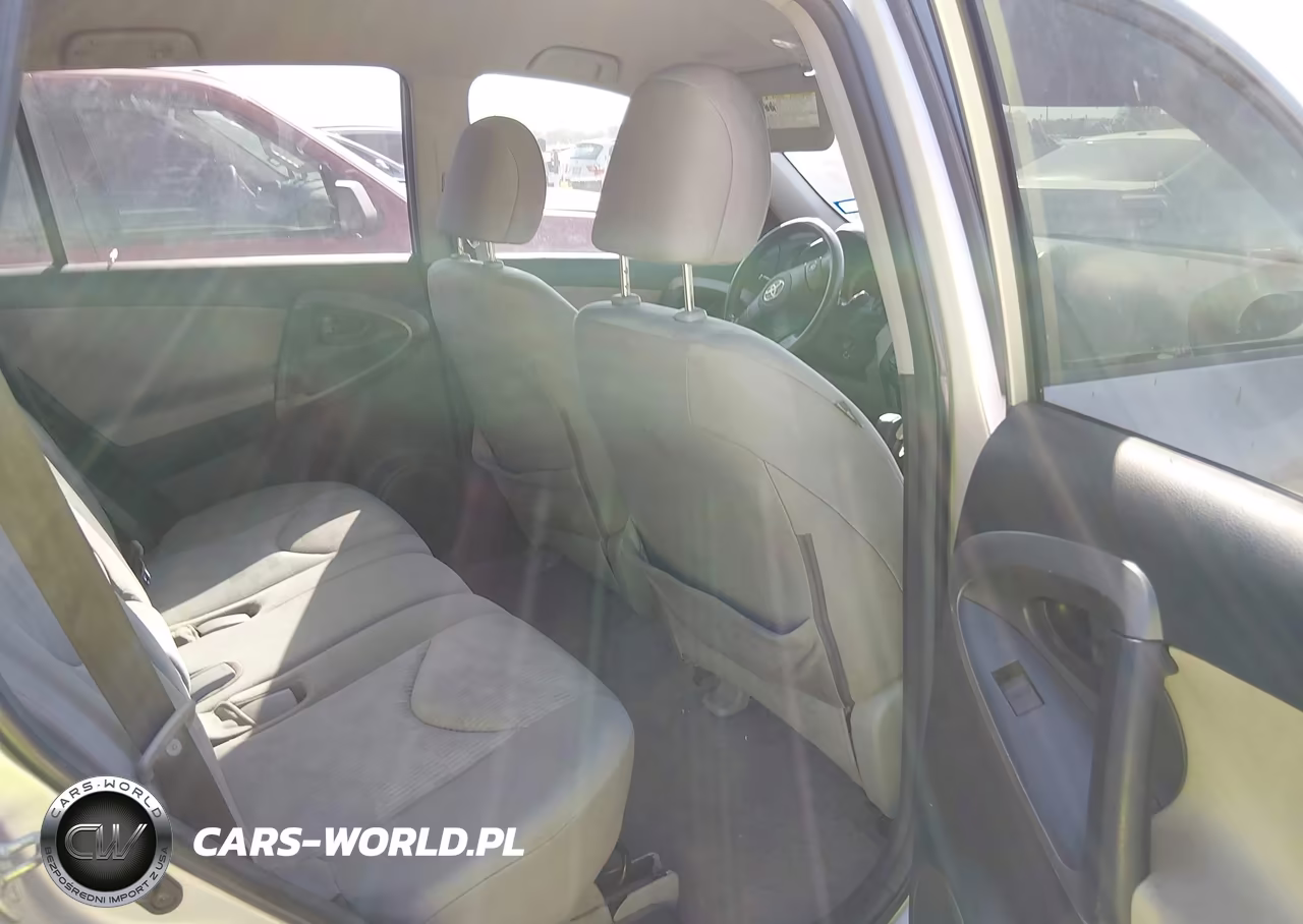 2011 Toyota Rav4 VIN:2T3ZF4DV6BW088084 - 8