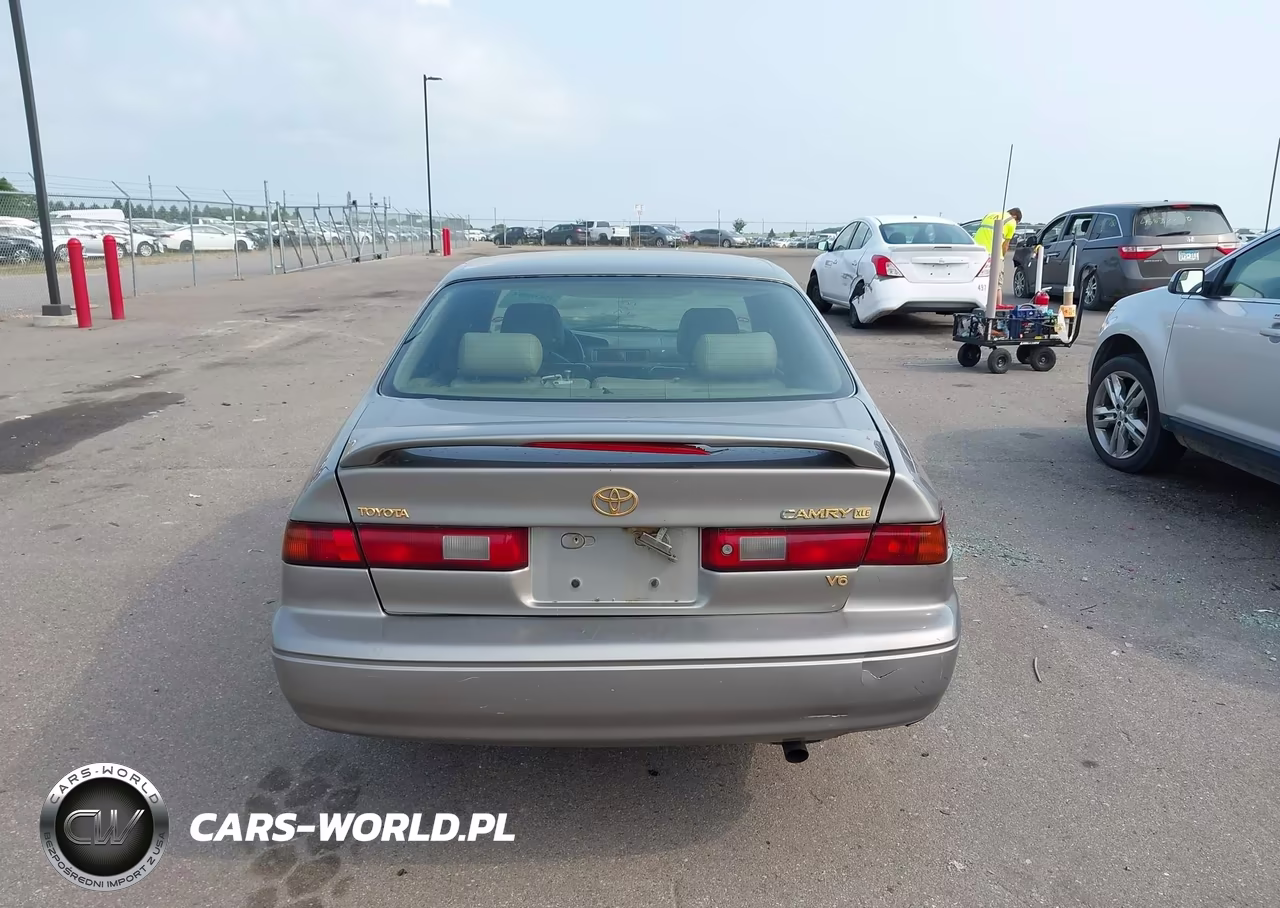 1998 Toyota Camry Xle V6 VIN:4T1BF28K4WU054519 - 17