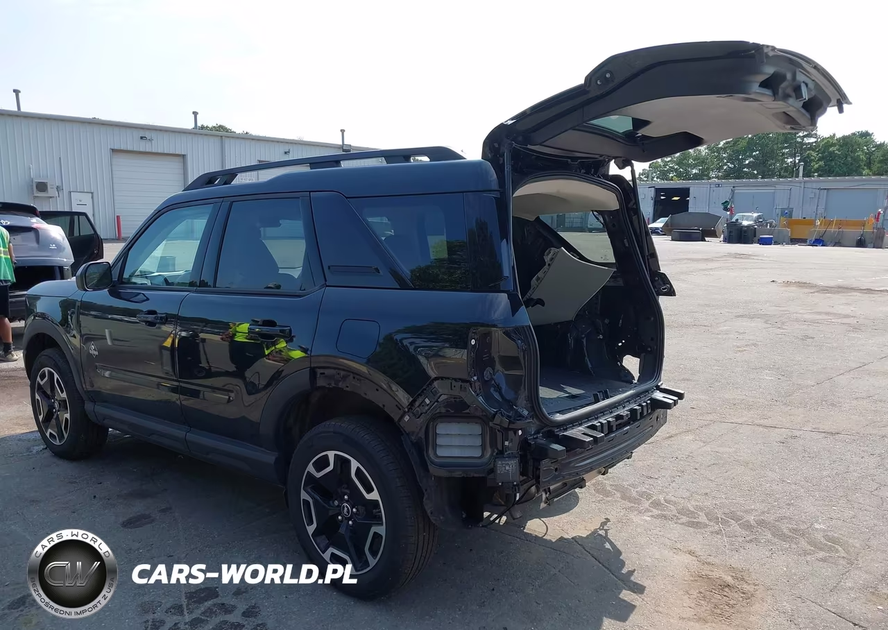 2024 Ford Bronco Sport Outer Banks VIN:3FMCR9C62RRE76136 - 3