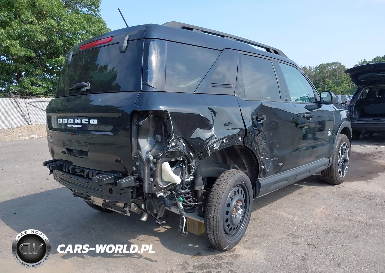 2024 Ford Bronco Sport Outer Banks VIN:3FMCR9C62RRE76136 - 4