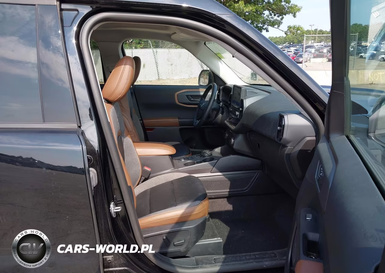 2024 Ford Bronco Sport Outer Banks VIN:3FMCR9C62RRE76136 - 5