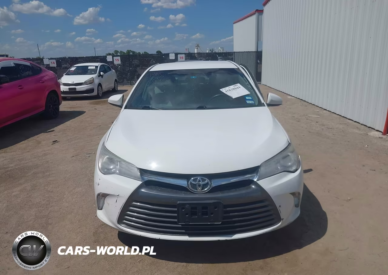 2017 Toyota Camry Le VIN:4T1BF1FK7HU386373 - 12