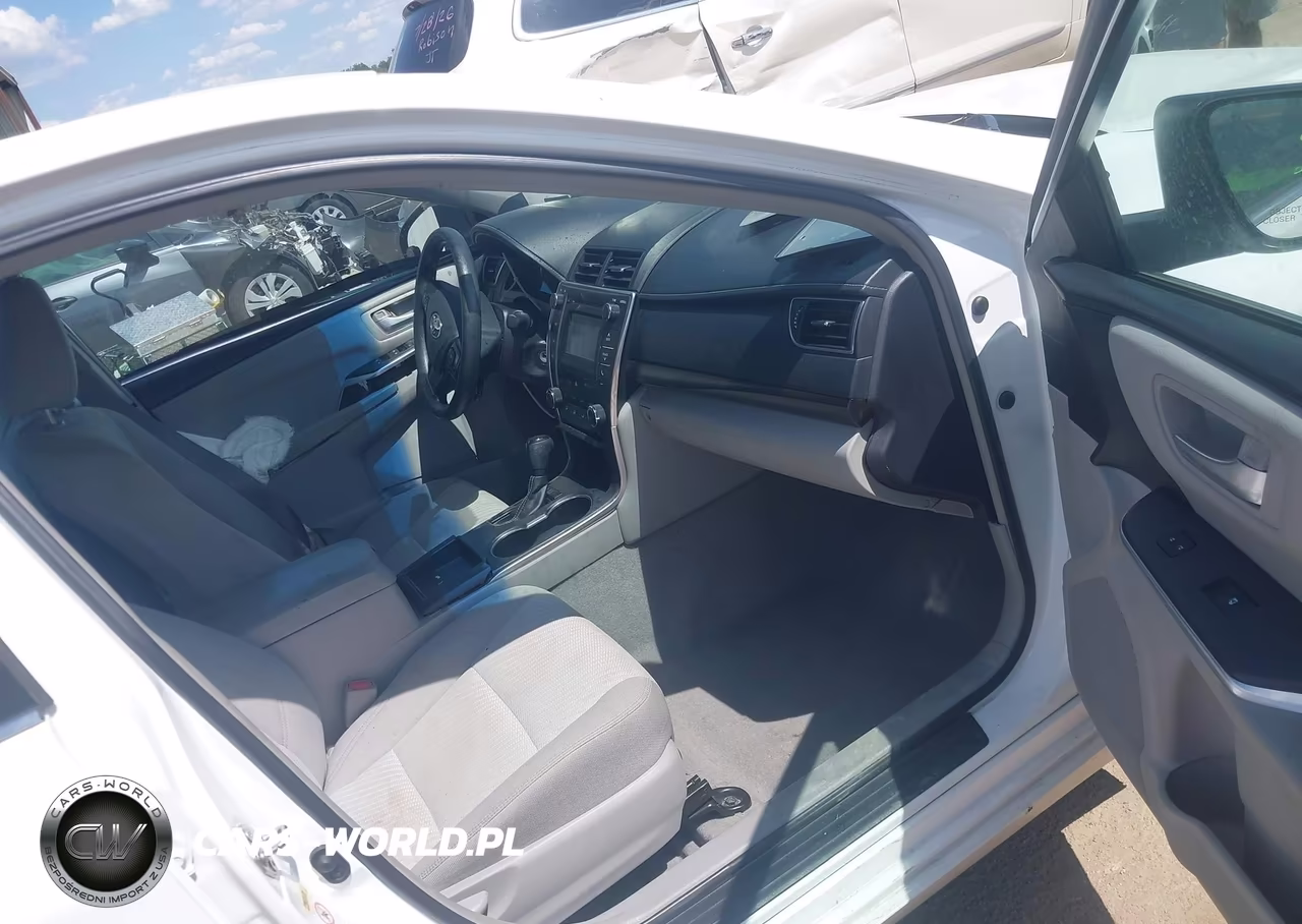 2017 Toyota Camry Le VIN:4T1BF1FK7HU386373 - 5