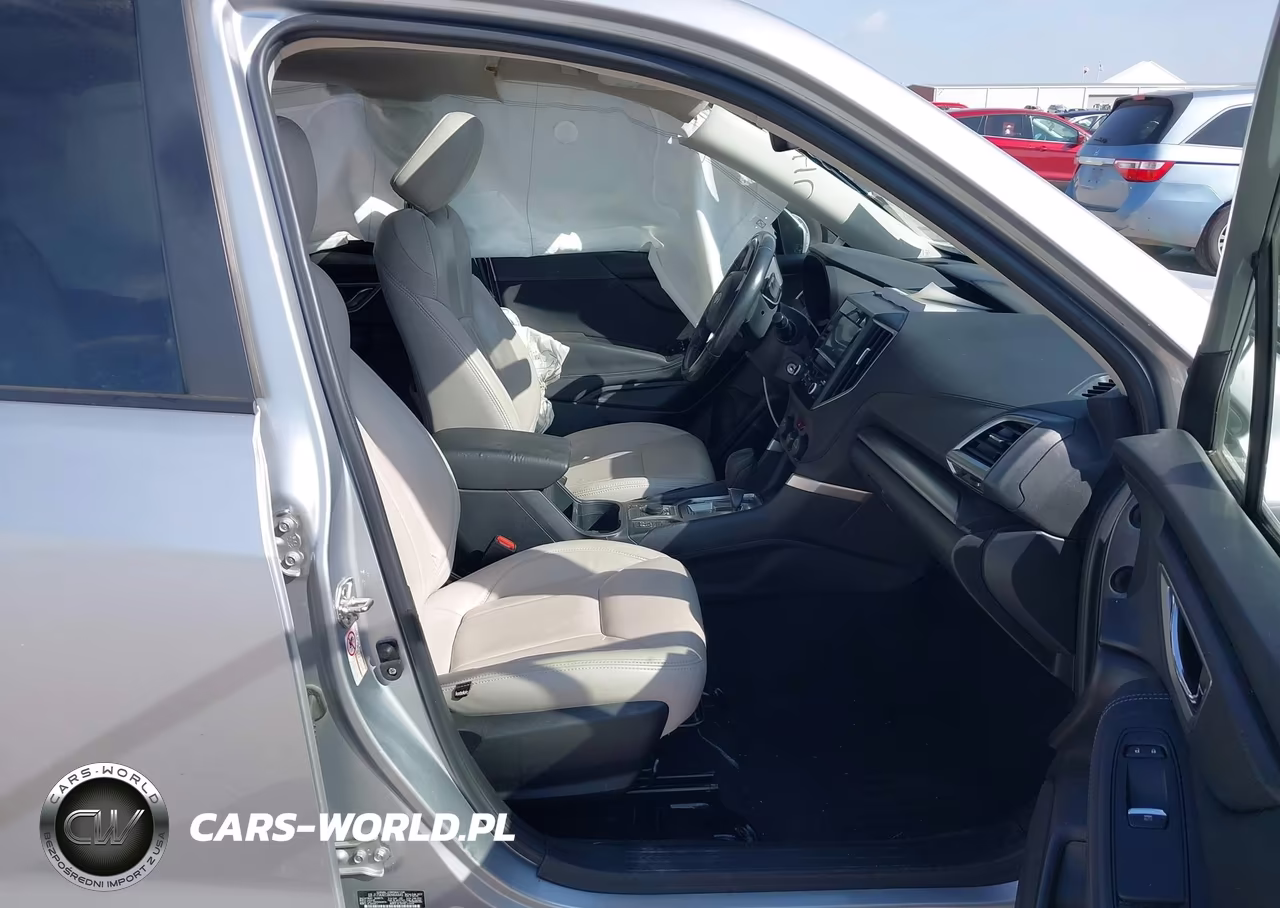 2019 Subaru Forester Premium VIN:JF2SKAEC8KH464445 - 5