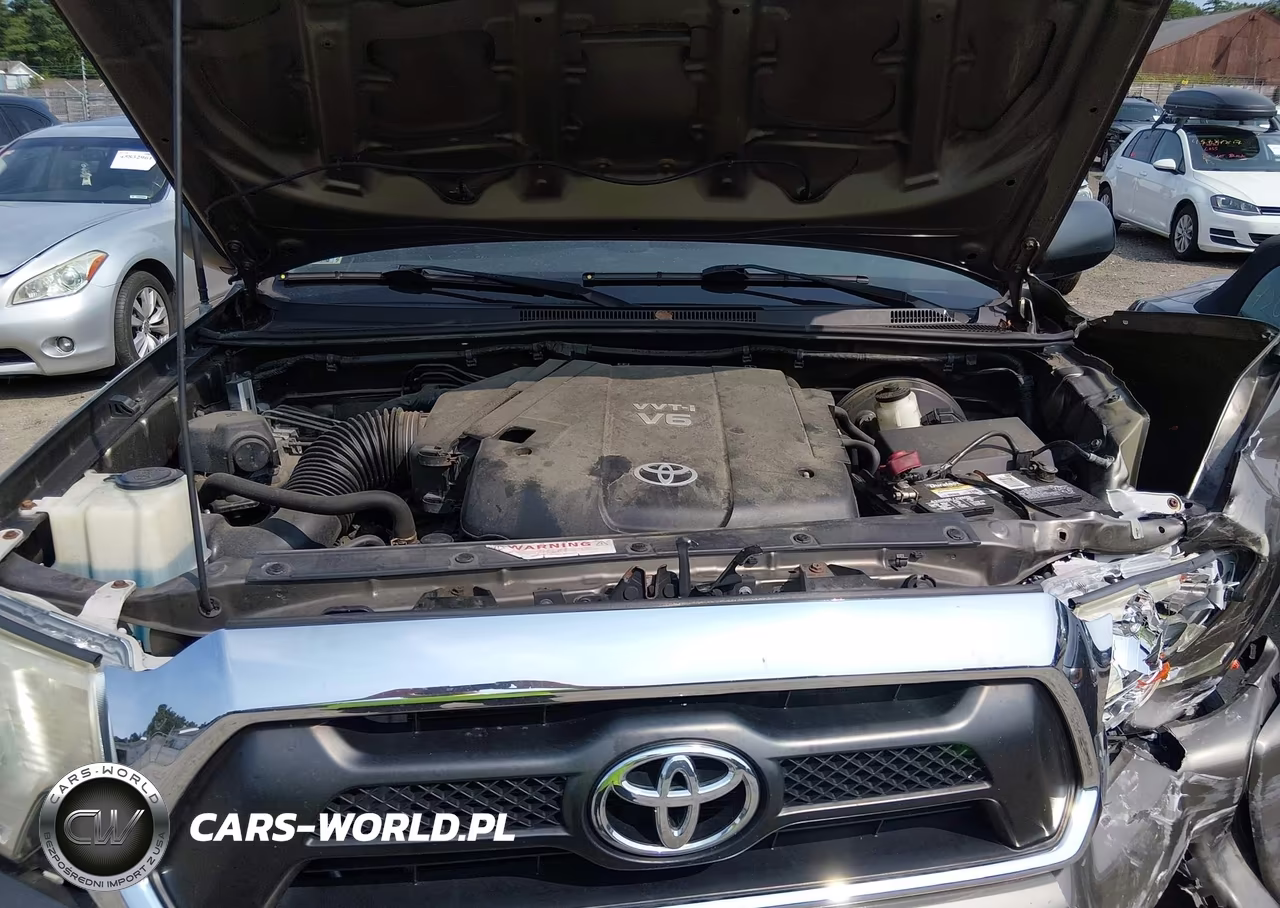 2013 Toyota Tacoma Base V6 VIN:5TFLU4EN9DX083311 - 10