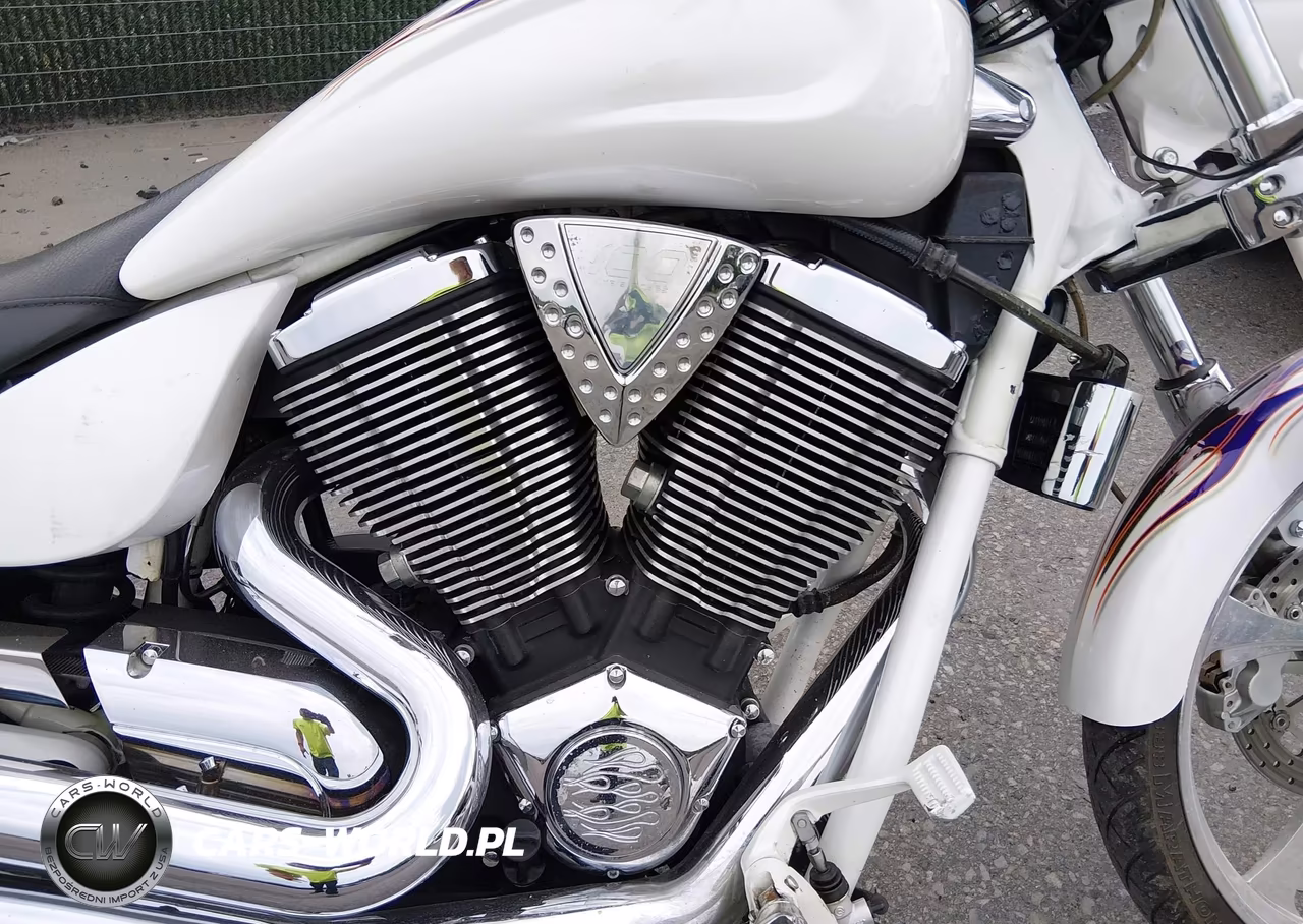 2007 Victory Motorcycles Vegas Jackpot VIN:5VPXB26D273004351 - 8