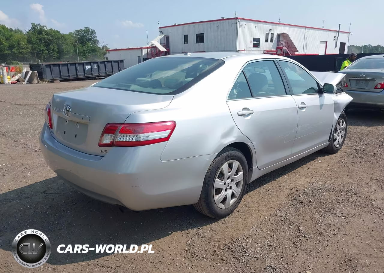2011 Toyota Camry Le VIN:4T1BF3EK1BU743499 - 4