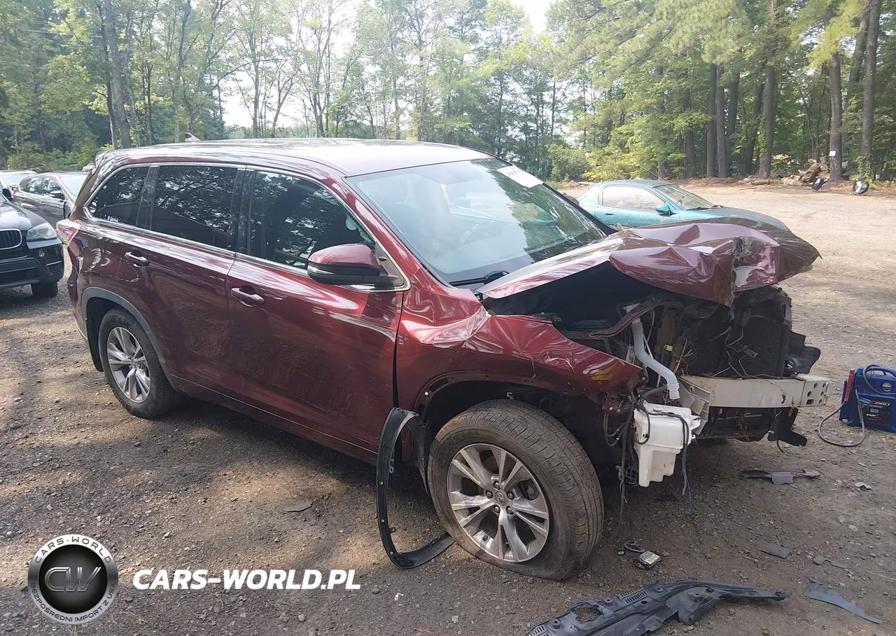 2015 Toyota Highlander Le Plus V6 VIN:5TDBKRFH7FS083923 - 1