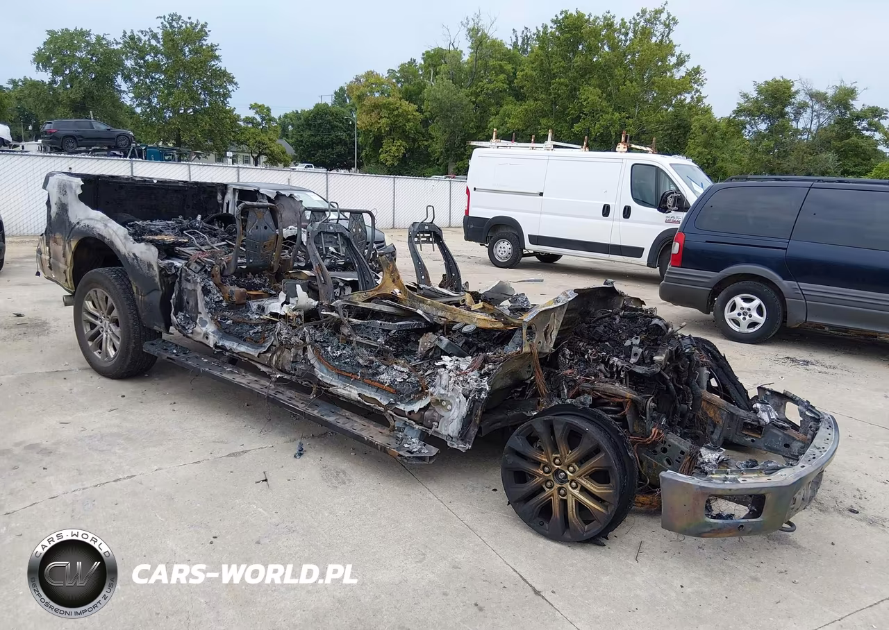 2025 Ford F-150 Lariat – zdjęcie 1 z 11