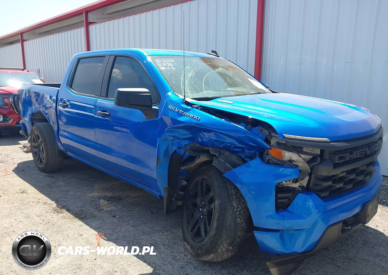 2025 Chevrolet Silverado 1500 Custom