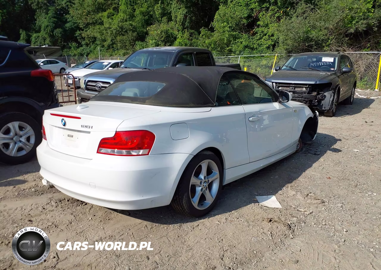 2013 BMW 128I VIN:WBAUN1C59DVR01647 - 4