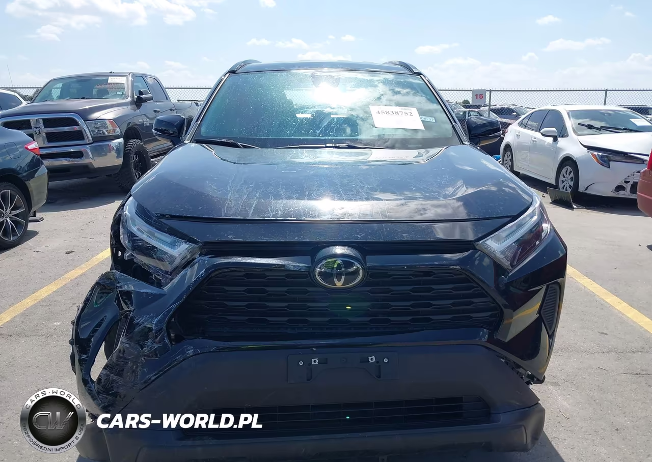 2025 Toyota Rav4 Xle VIN:2T3W1RFV5SW373452 - 13