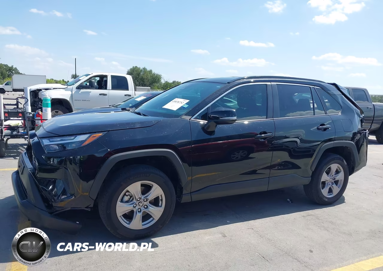 2025 Toyota Rav4 Xle VIN:2T3W1RFV5SW373452 - 15