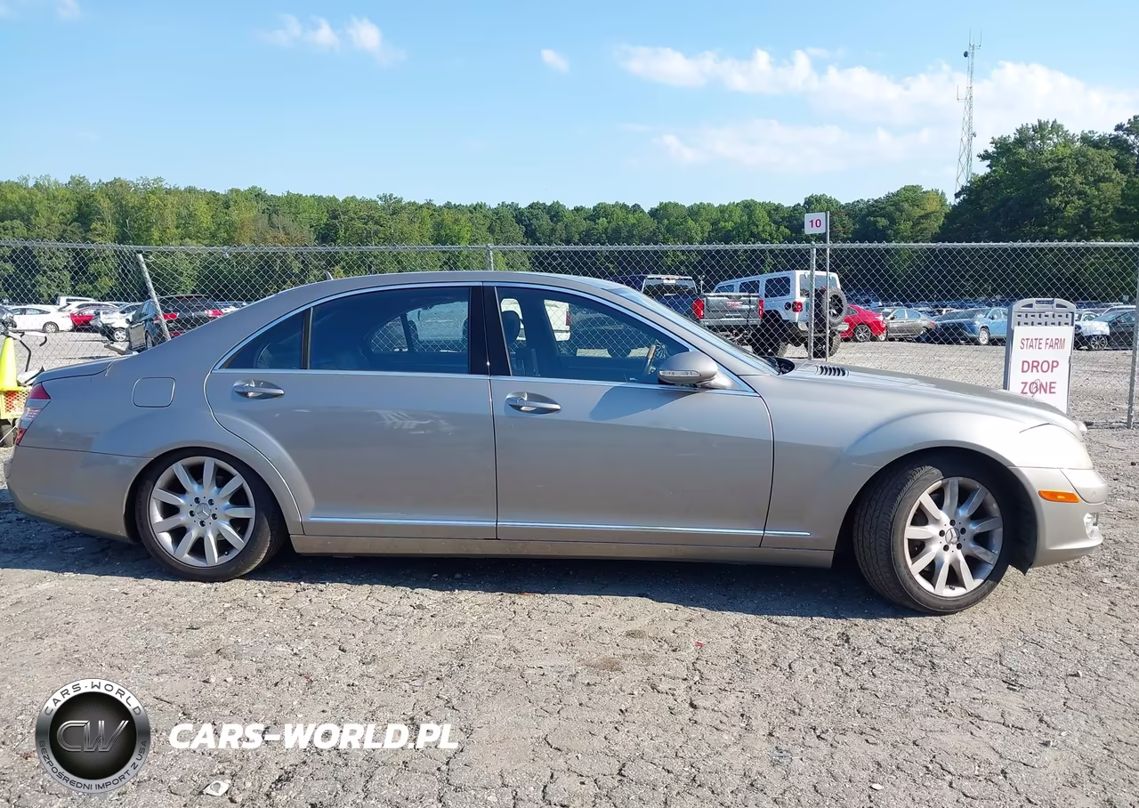 2007 Mercedes-Benz S 550 VIN:WDDNG71X27A083009 - 13