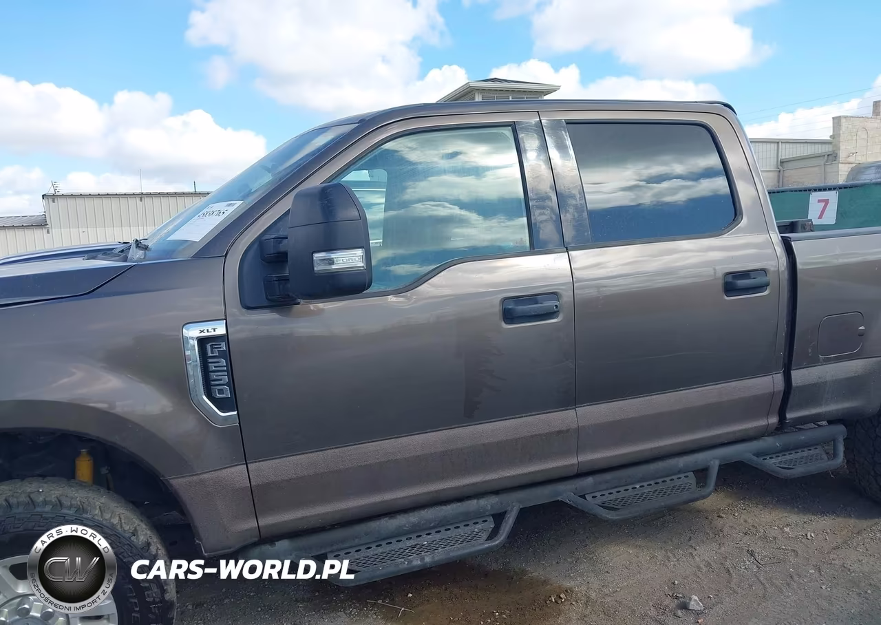 2017 Ford F-250 Xlt VIN:1FT7W2B61HEE02246 - 14