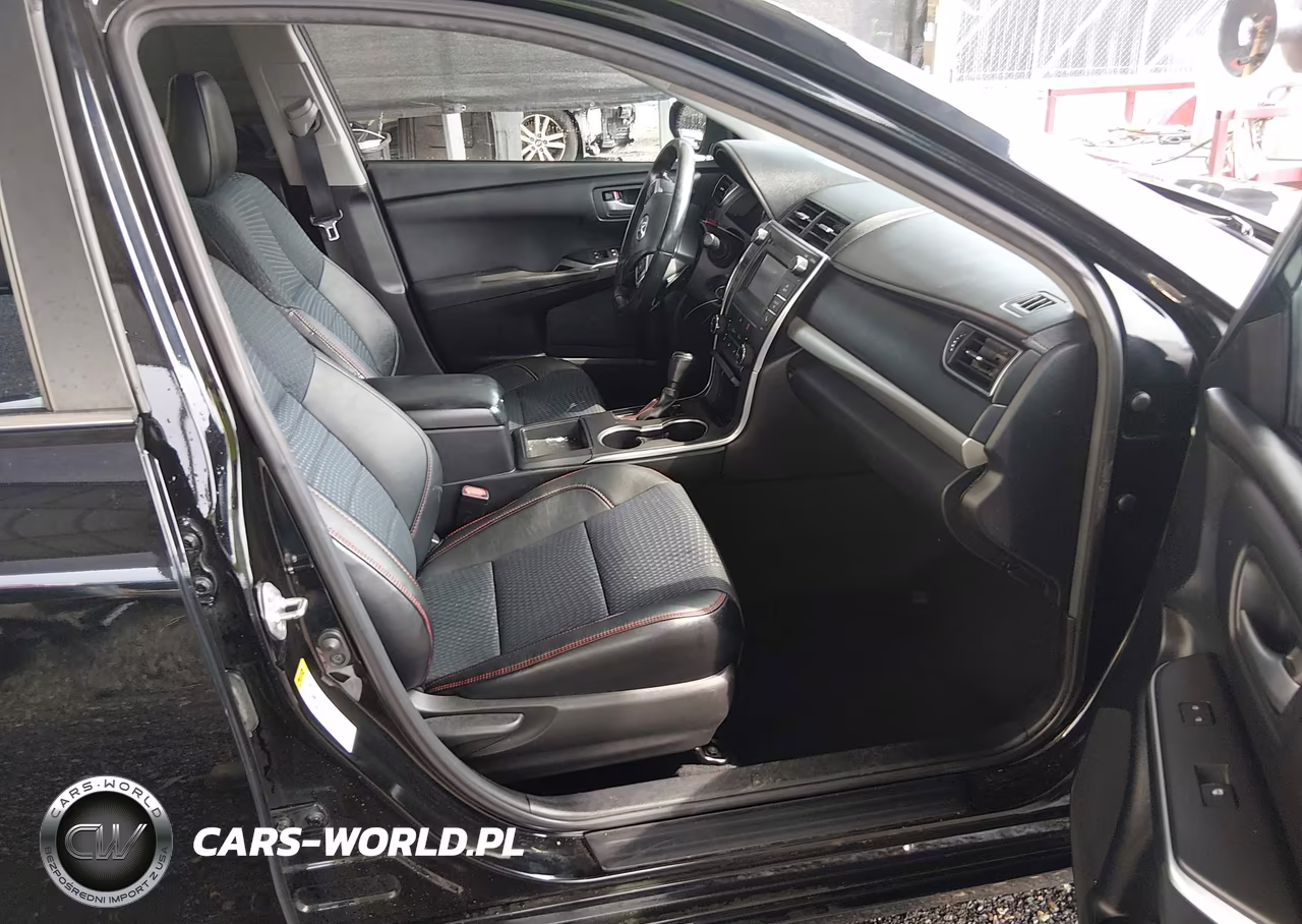 2015 Toyota Camry Se VIN:4T1BF1FK4FU058390 - 5