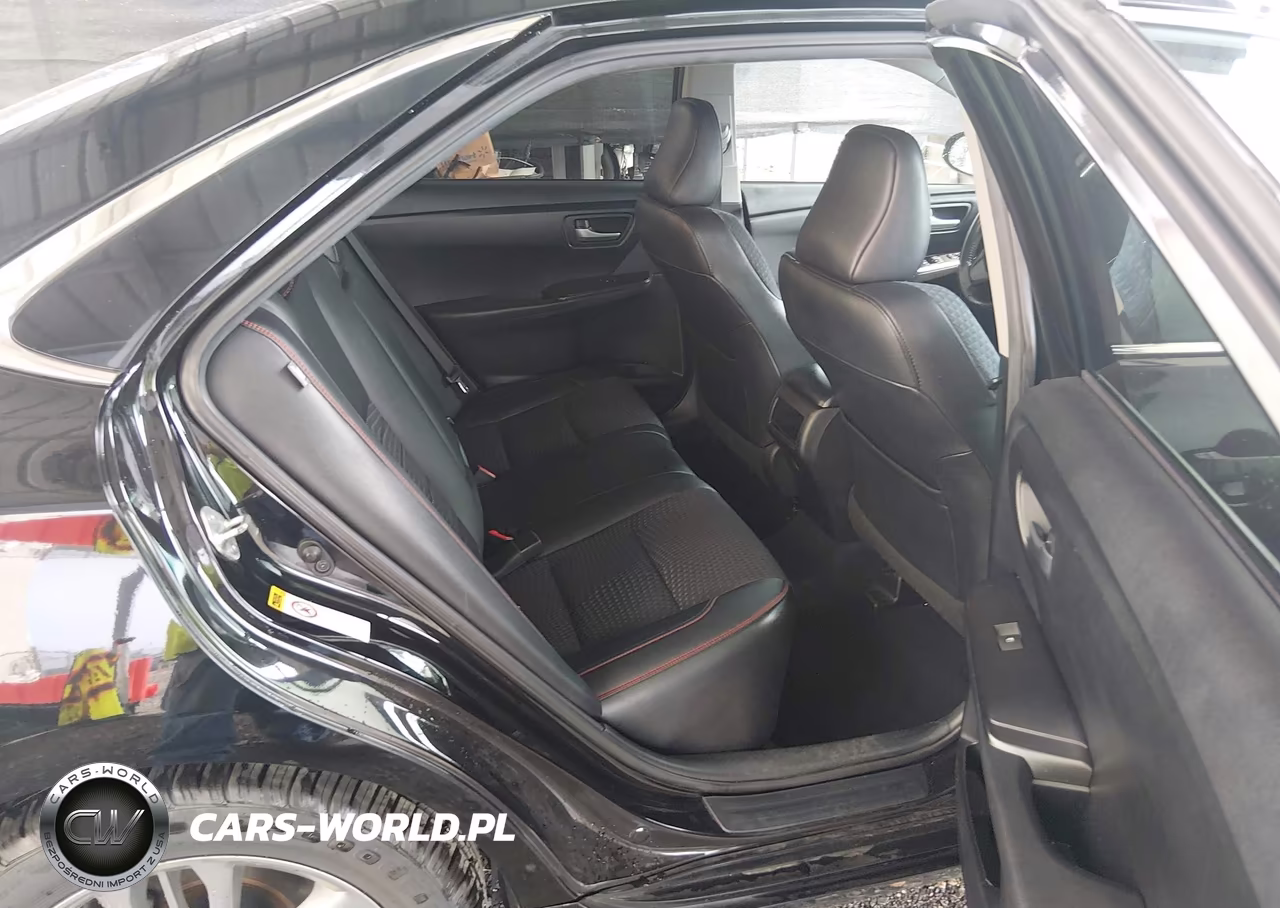 2015 Toyota Camry Se VIN:4T1BF1FK4FU058390 - 8