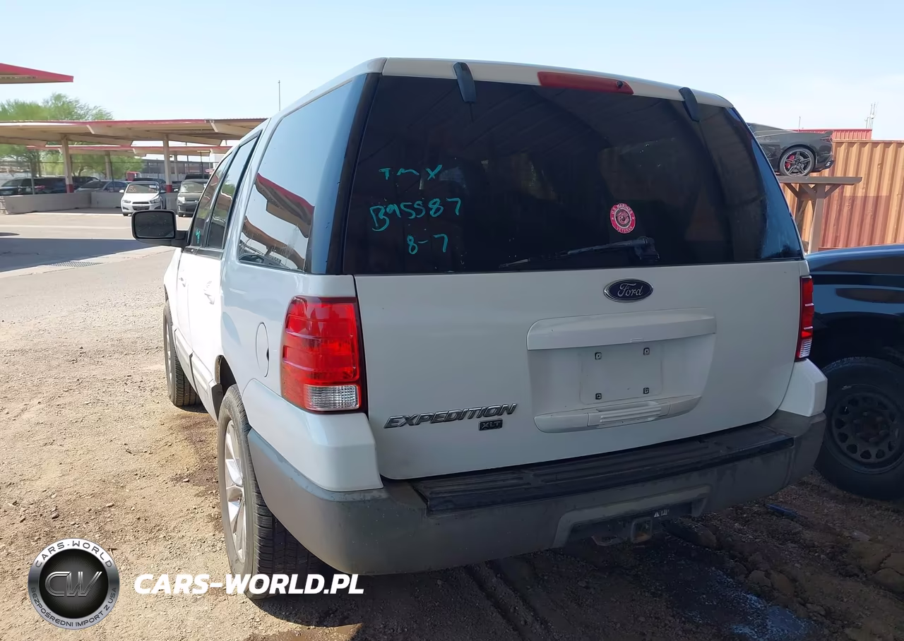 2003 Ford Expedition Xlt VIN:1FMRU15W33LB95587 - 3