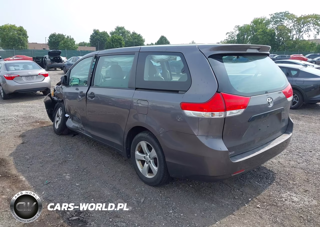 2013 Toyota Sienna L V6 7 Passenger VIN:5TDZK3DC3DS300125 - 3