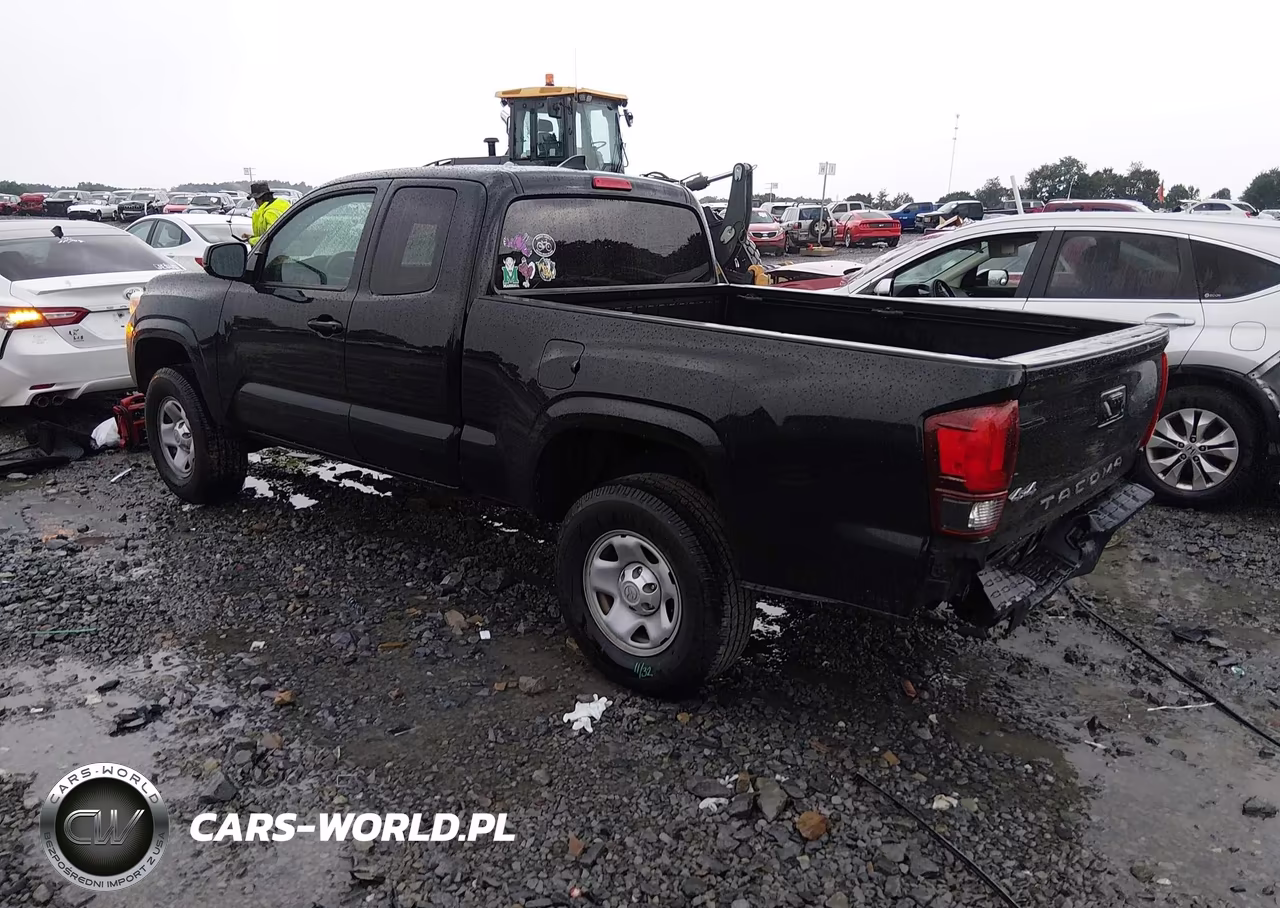 2019 Toyota Tacoma Sr VIN:5TFSX5ENXKX066281 - 3