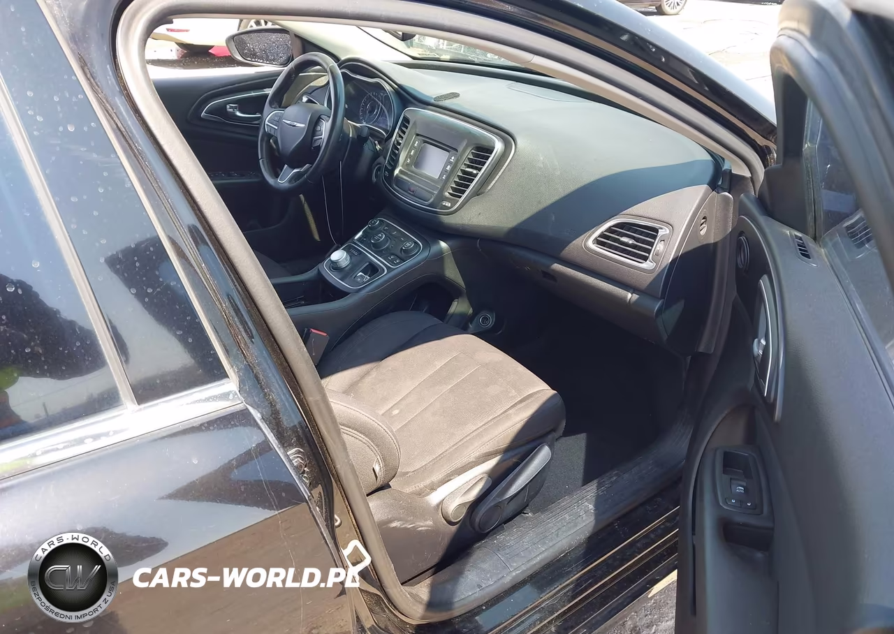 2015 Chrysler 200 Limited VIN:1C3CCCAB6FN641515 - 5