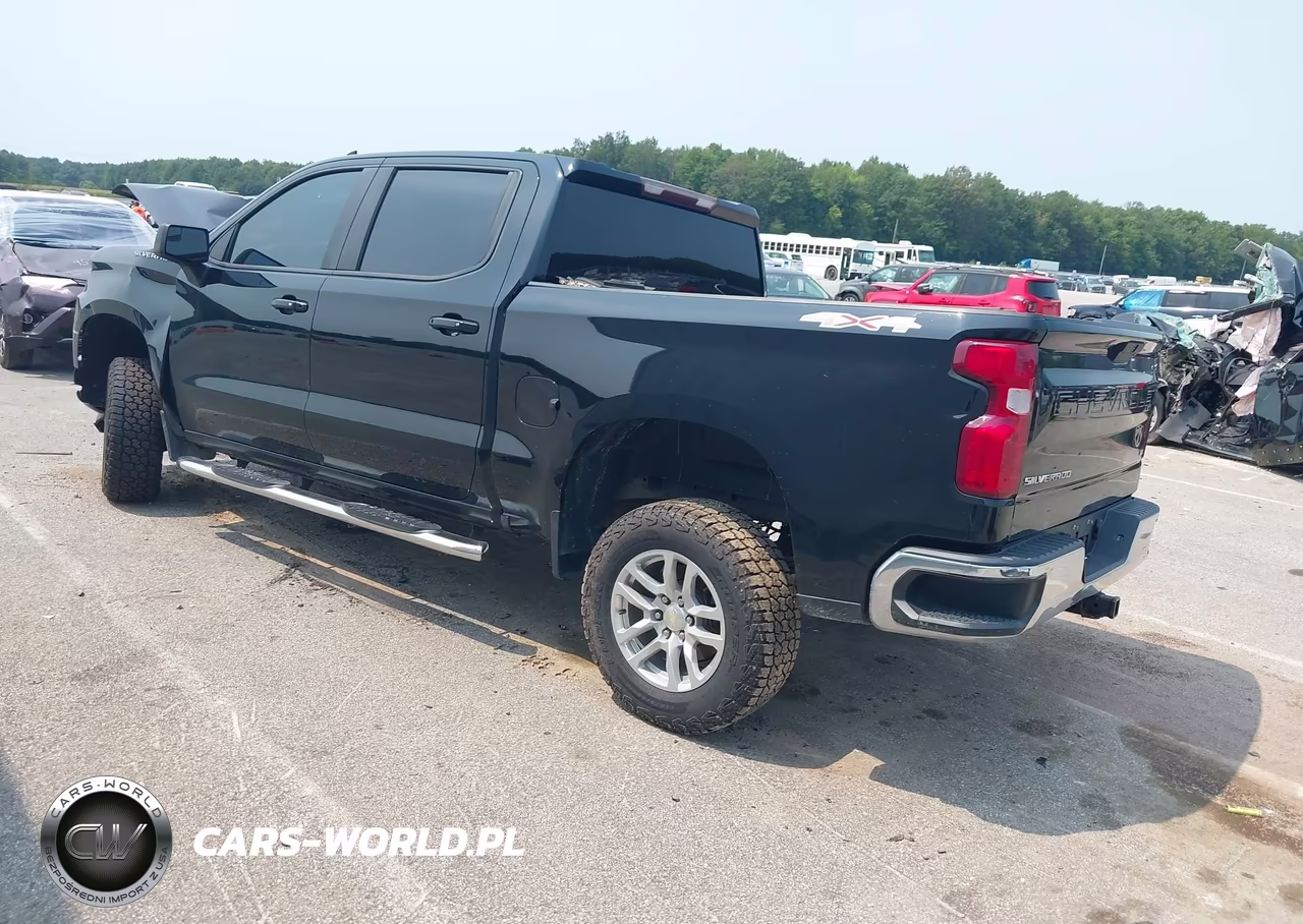 2019 Chevrolet Silverado 1500 Lt VIN:1GCUYDED2KZ211003 - 3