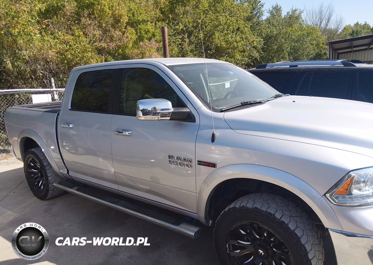 2018 Ram 1500 Laramie 4X4 5'7 Box VIN:1C6RR7NM3JS254722 - 13