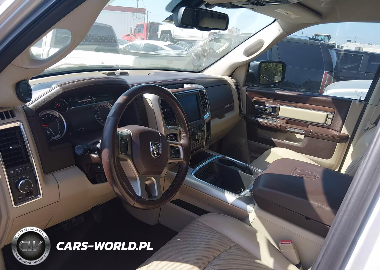 2018 Ram 1500 Laramie 4X4 5'7 Box VIN:1C6RR7NM3JS254722 - 18