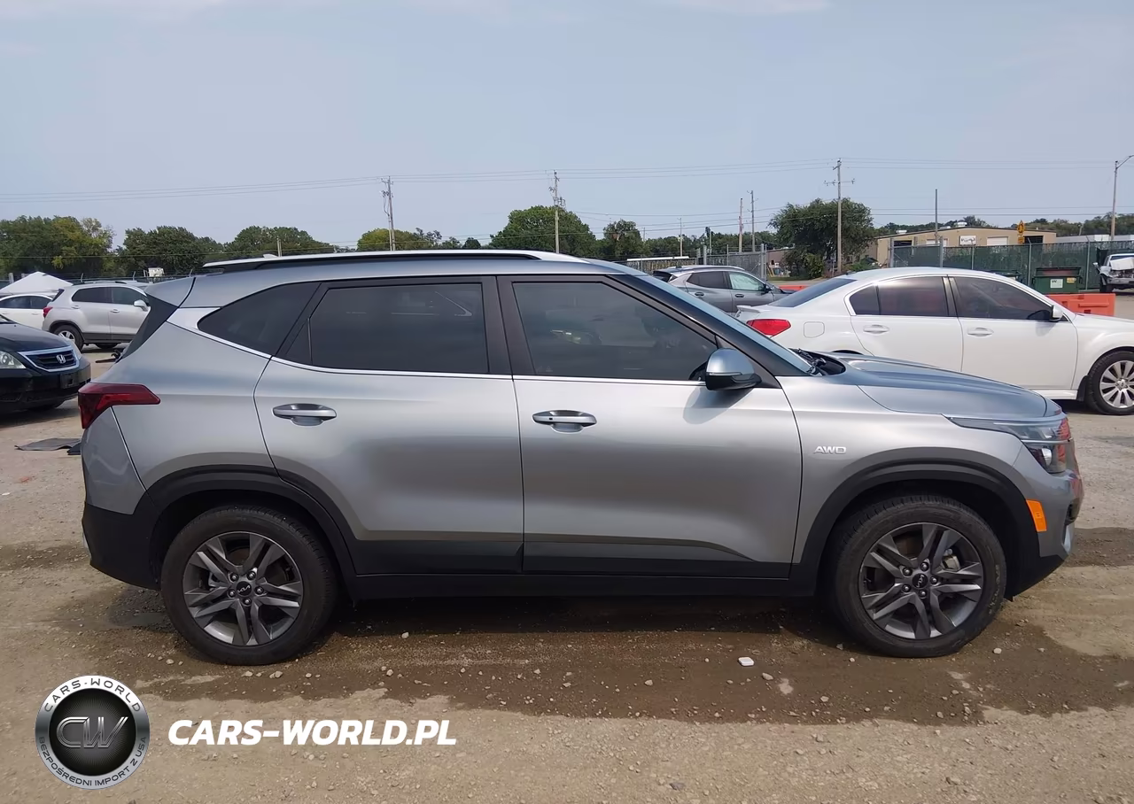 2023 Kia Seltos S VIN:KNDEUCAA4P7405329 - 13