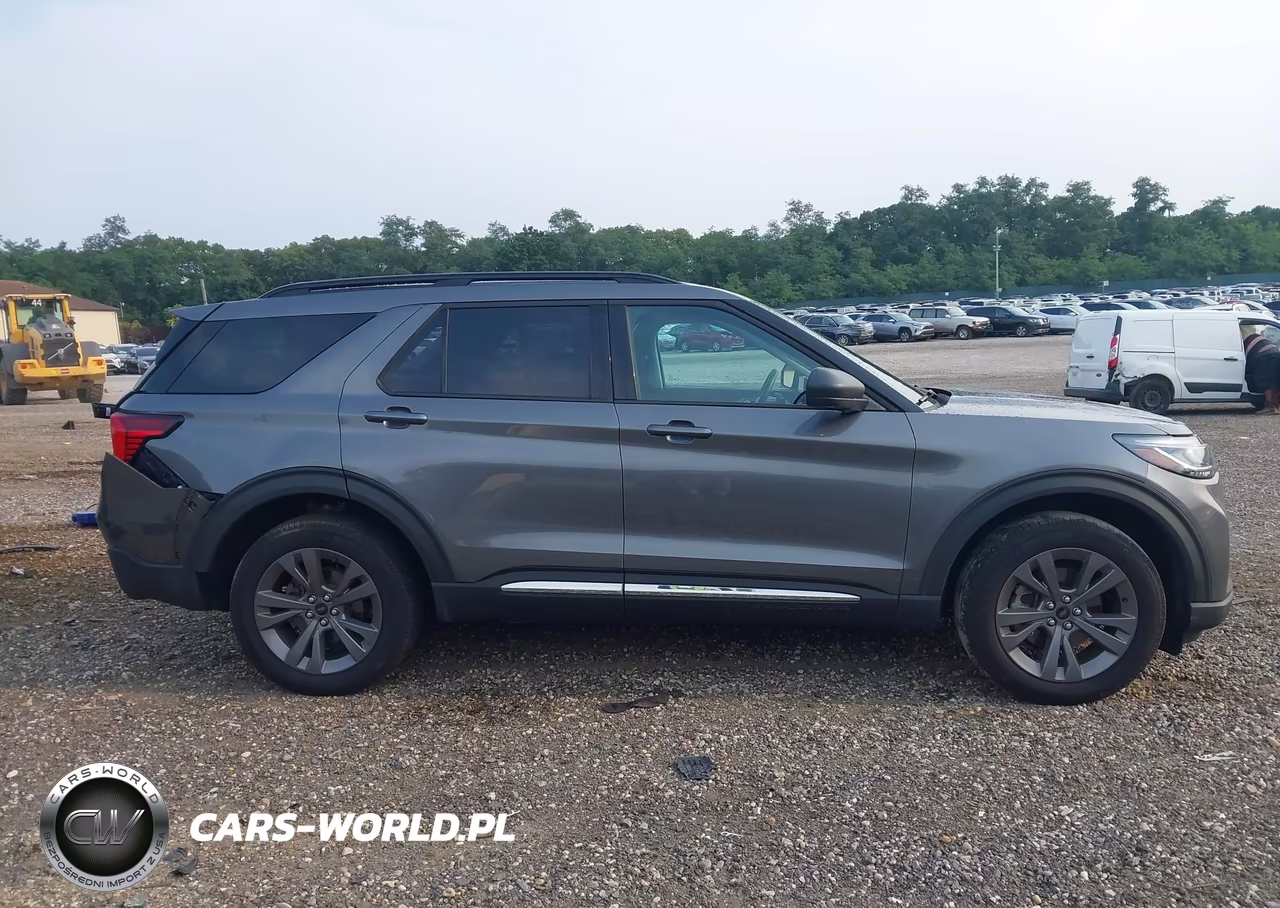 2025 Ford Explorer Active VIN:1FMUK8DH5SGB47172 - 13