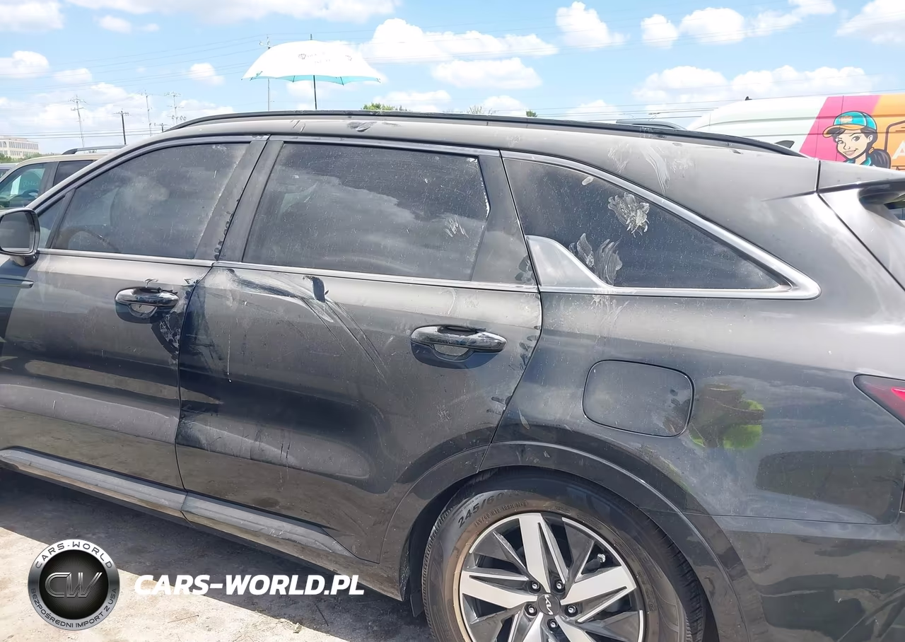 2022 Kia Sorento S VIN:5XYRL4LC6NG161711 - 14